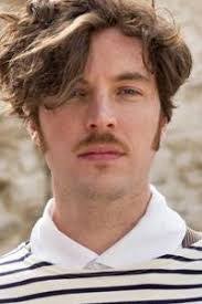 Max Hare's Instagram, Twitter & Facebook