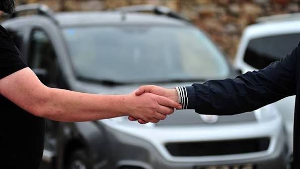 İkinci el araçlarda en çok satılan modeller açıklandı. 1 milyon TL üstünde Citroën C4 X, orta fiyat grubunda Fiat Egea, düşük bütçede Renault Clio zirvede.