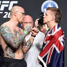 #12 light heavyweight fight night bonuses: Lo0iyr44xrlldm