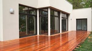 Le saturateur terrasse st600 d'anova bois permet la protection et l'embellissement de vos terrasses et autres sols en bois extérieur (abords de piscine, escaliers, dalles,.) des agressions climatiques, de. 5 Conseils Pour Preserver Le Bois D Exterieur Bois Com