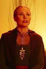 Kristen Bell Blesses The Snow Down In Arendelle For Weezer S Lost In The Woods Music Video Lost In The Woods Kristen Bell Music Videos