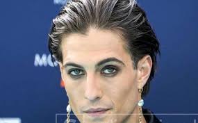 Damiano David opet napravio pomutnju: "Izgleda bolje u grudnjaku od mene"