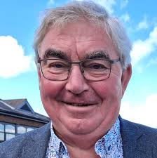 27th May 1981.... Brother Mervyn Basil Robinson was a long standing and  loyal member of Lattery Purple Heroes LOL 222. Aged 47 and a married man  with three children, Mervyn, like many