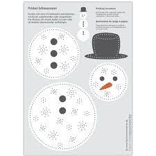 Normalerweise besteht ein schneemann aus drei verschieden großen, aufeinandergestapelten schneebällen, die unteren und oberen rumpf sowie den kopf darstellen. Prickel Vorlage Schneemann Mobile 10 Stuck Gunstig Online Kaufen Backwinkel De