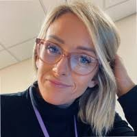 70+ perfiles de «Leanne»