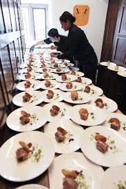 I'm getting married in september and i some cheap but nice food ideas for the reception. Wedding Food Ideas On A Budget Top Tips For Cheap Catering Options