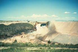 Earthen Embankment Breaching