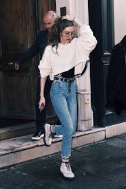 Apr 25, 2021 · blake lively is celebrating gigi hadid's birthday in exactly the same way she celebrates all of life's biggest milestones: 53 Amazing Gigi Hadid Street Style Ideas For Your Moment Gigi Hadid Outfits Gigi Hadid Street Style Cool Street Fashion