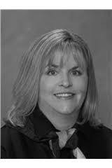 Jeannette Gillespie's Instagram, Twitter & Facebook