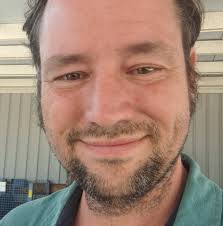 41% of Americans think humans lived alongside dinosaurs. What does this say  about science education? The survey asked 1,000 respondents whether they  thought humans and dinosaurs coexisted, and the results reveal a