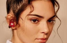 Baby hair normally grows out into longer strands of hair that will blend into the rest of your hair. How To Tell The Difference Between Baby Hairs And Breakage Blog Milk Blush