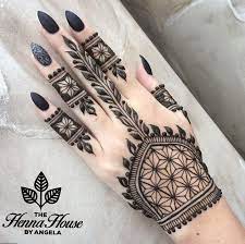 Henna Tattoos Hot Tattoo Henna Tattoo Hand Henna Designs Hand Hand Henna