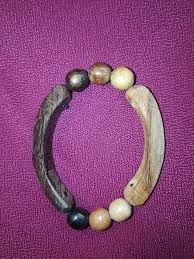 Pisang ambon juga mengandung vitamin b yang berperan dalam membantu menjaga kesehatan jantung dan fungsi otak, serta kaya akan mineral yang sangat penting bagi kesehatan tulang dan. Minyak Teras Kayu Dan Cincin Posts Facebook