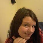 Amanda Meserve's Instagram, Twitter & Facebook