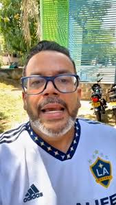 Las familias del Magdalena Medio, víctimas de la violencia y el  desplazamiento, siguen esperando tierras para rehacer su vida 🌱🏡.Hoy  protestan pacíficamente en Puerto Parra ✊🕊️ porque la Agencia ...