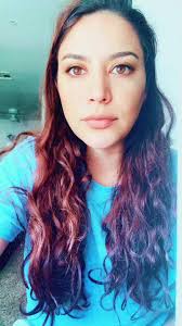 Don't bring your crazy or problems over here 👈 ever 💀🤫🤫😘