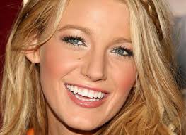 Blake Lively Height Weight Bra Size Measurements Bio