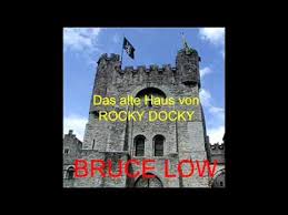 Das alte haus von rocky docky hat vieles schon erlebt, kein wunder, daß es zittert, kein wunder, daß es bebt. Original Versions Of Das Alte Haus Von Rocky Docky Written By Kurt Feltz Secondhandsongs
