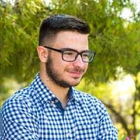 20+ "Kelaiditis" profiles