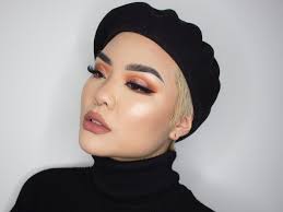 Aus instagram und anderen sozialen netzwerken gar nicht mehr wegzudenken. This Cut Crease Tutorial For Monolids Is Going Viral On Instagram Allure