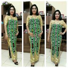 Tenun Ntt Kombinasi Brokat Gold Model Pakaian Mode Wanita Wanita