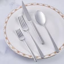 Çatal bıçak kaşık takımı sienna 42 parça 6 kişilik. Karaca Izmir