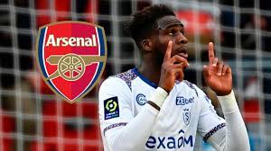 Newsnow aims to be the world's most accurate and comprehensive aggregator of premier league transfer news, covering the latest rumours, speculation and confirmed transfers from the best online news publications. Transfer News And Rumours Live Arsenal Join Race For Dia Goal Com