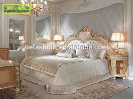 Aarsun promotes royal wooden bedroom set for luxury homes or palaces. Oe Fashion Latest Double Gold Wood Bed Designs In Bedroom Furniture View Latest Double Bed Designs Oe Fashion Product Details From Foshan Oe Fashion Furniture Classic Bedroom Furniture Classic Bedroom Classic Furniture