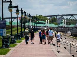 Hundreds gather to celebrate Fourth of July in downtown Baton Rouge:  'Getting better and better'