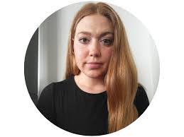 Sara Woltz's Instagram, Twitter & Facebook