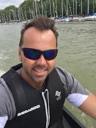 Has anyone traveled a long distance driving a truck pulling a jetski with  an aftermarket lin-q rack attached to their jetski? Traveling about 10 hrs.  Cans will be empty and also rack