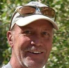 Does anyone remember the building with changing colors downtown?