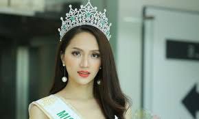 Hạnh phúc lớn nhất của người chuyển giới đơn giản là được công nhận bởi gia đình. Tin Tá»©c Ca SÄ© HÆ°Æ¡ng Giang Idol Má»›i Nháº¥t Tren Vnexpress