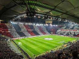 Dortmunder choreo vor dem spiel gegen eintracht frankfurt um 14.02.2020 im westfalenstadion haha, dank des too strong songs darf ich wegen eines copyright. Eintracht Frankfurt Ist Zuruck In Europa Hessenschau De Eintracht Frankfurt
