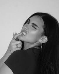 aria rhodes (@ariaorob) • Instagram photos and videos