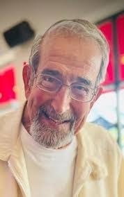 Warren Ferris's Instagram, Twitter & Facebook