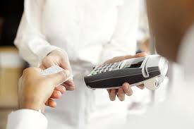 Sir joseph wilson swan a aplicat îmbunătățirea lui edison (foto jos) la becurile sale şi a fondat o companie de iluminat. Cine A Inventat Cardurile De Credit