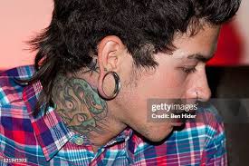 27 Photos & High Res Pictures