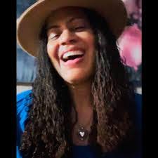 Tanya Randle's Instagram, Twitter & Facebook