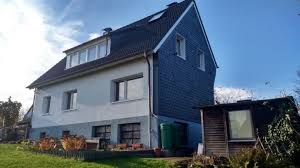 Dieses haus, auch geeignet als zweifamilienhaus, befindet sich in schönwölkau. Zweifamilienhaus In Wuppertal 130 M