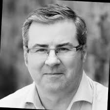 📣 Calling all professionals in advertising, public relations, journalism,  or any other storytelling/communications job!