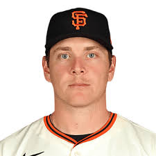 Howard Pitcher's Instagram, Twitter & Facebook