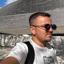 Estarreja mantém a tradição, as Festas estão a chegar! Este é o cartaz das  Festas de Santo António, da Cidade e do Município de Estarreja 2025. Guarde  estas datas