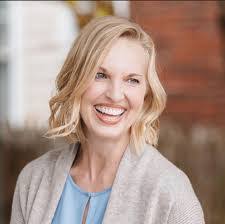 Dana Rowell's Instagram, Twitter & Facebook