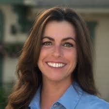 Donna Sandberg's Instagram, Twitter & Facebook