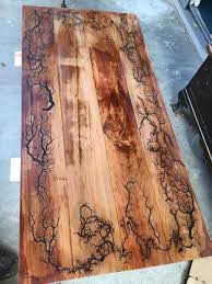 Lightning Coffee Table In 2020 Lichtenberg Burning Wood With Electricity Cool Coffee Tables