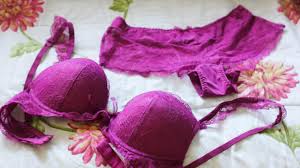 Pakaian dalam wanita dewasa koleksi pakaian dalam wanita murah aneka model dari bra cd set, bra cd ikat tali, setelan bra dan cd, bh dan cd sepasang maupun celana dalam wanita, g string. Wanita Yuk Ketahui Waktu Tepat Ganti Pakaian Dalam
