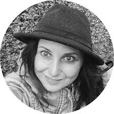 Verlag am RandeEsther Wolf