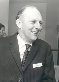 Gore Vidal dies; imperious gadfly and prolific, graceful writer was 86