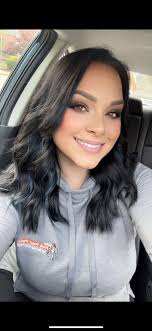 Can someone please edit this to look like a professional head shot??